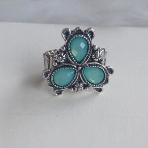 Paparazzi Silver Strech Ring with Aqua Stones